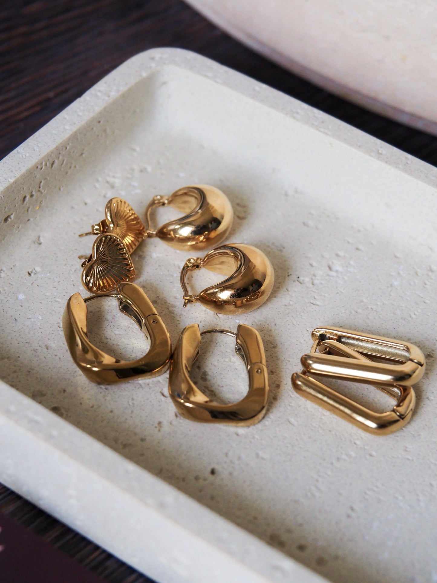 Earrings Curved Hoops