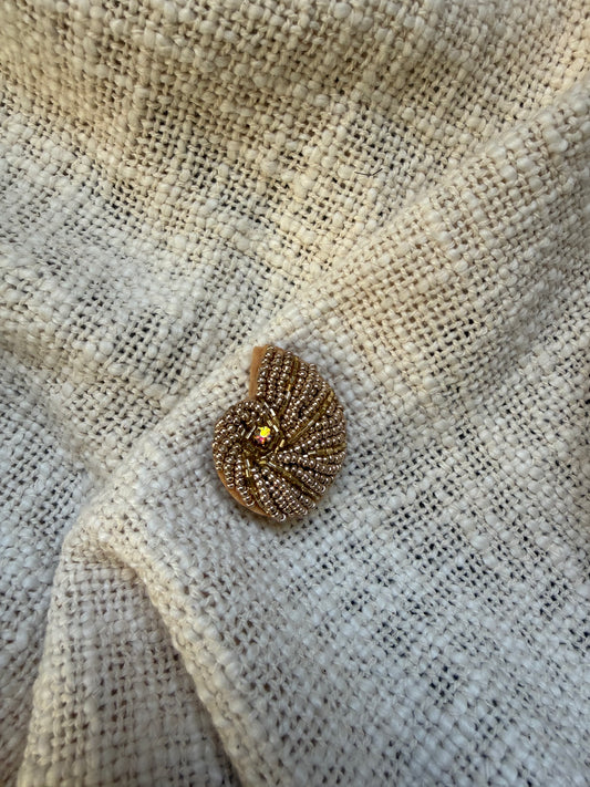Broche Golden Shell