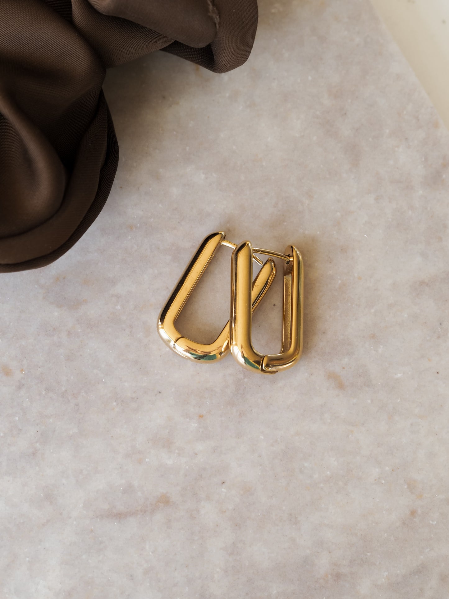 Earrings U-Hoops